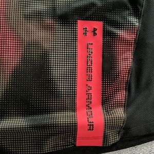 XL Under Armour Mens Short Sleeve